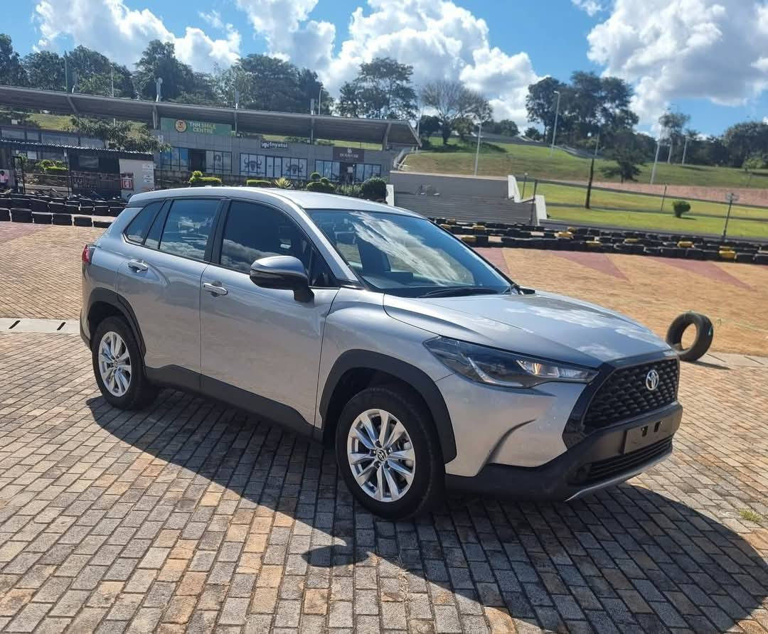 TOYOTA Corolla Cross AWD Image